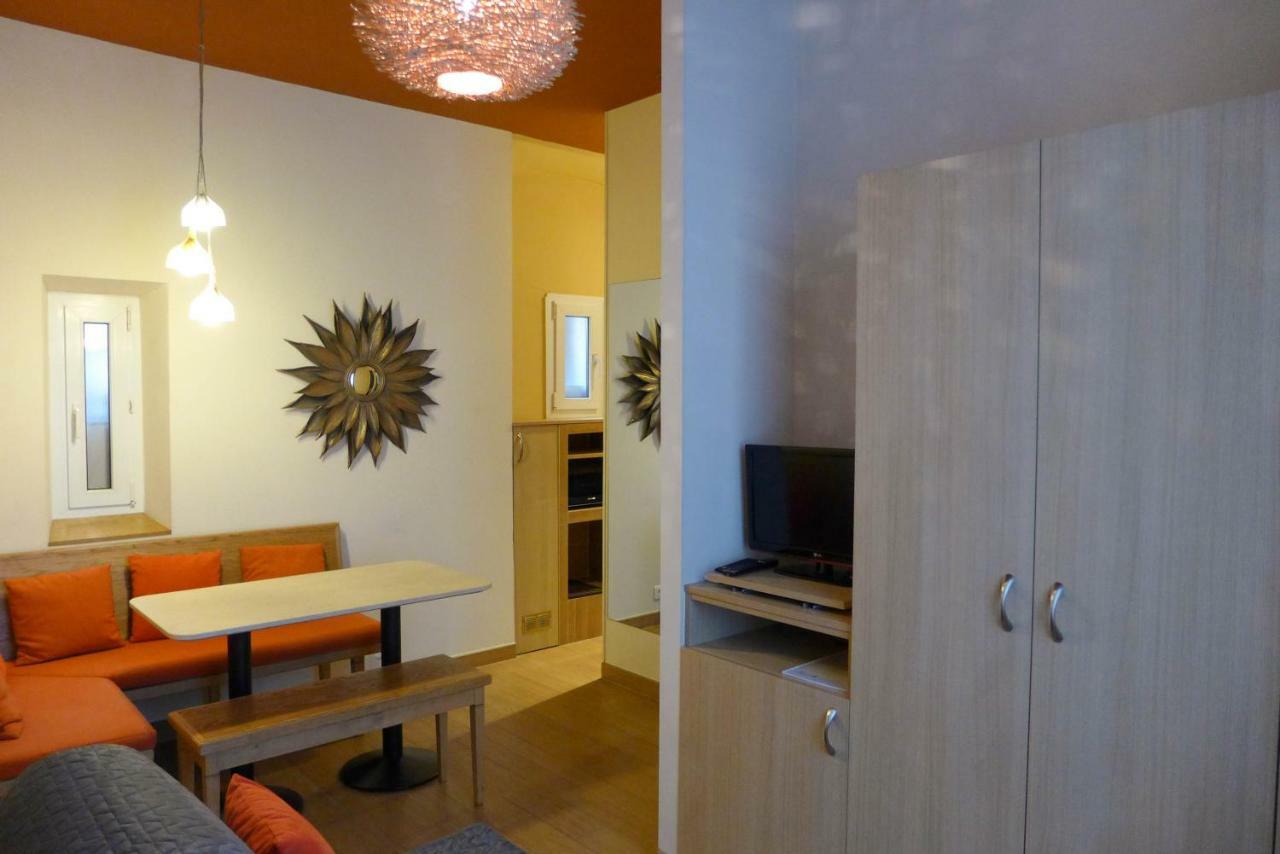 Residence Yolande Cannes Eksteriør bilde